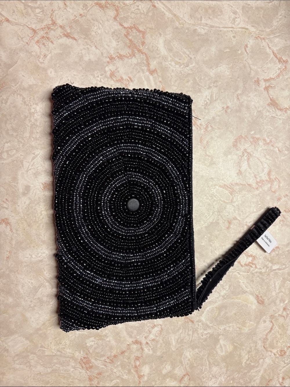 Source Unknown Black Beaded Wristlet Clutch with Concentric Detail